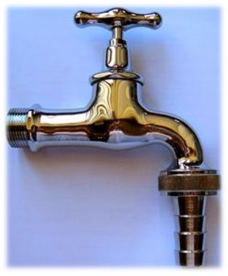 detail pochrómovaného záhradného ventilu